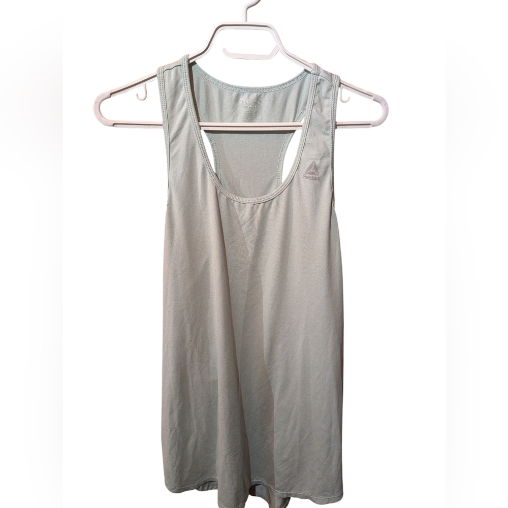 2/22$ Reebok Women's Light green Tank Top